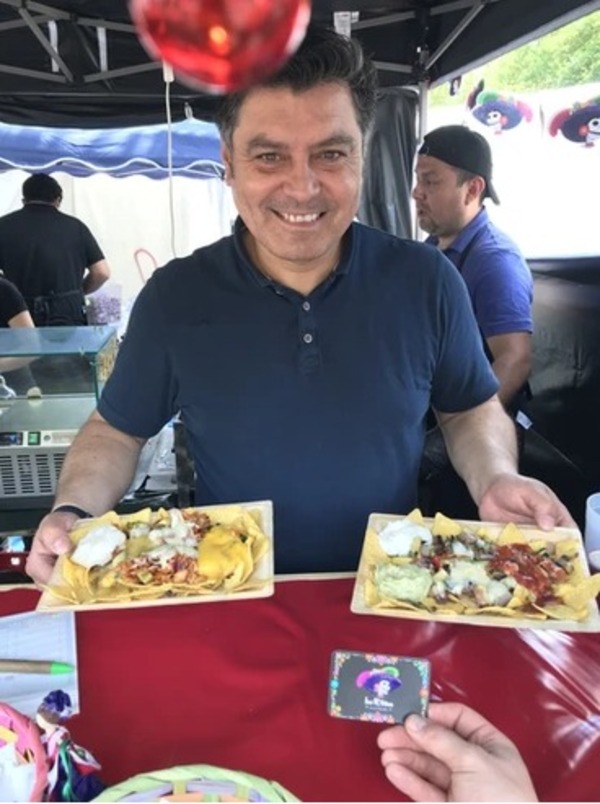 PLATO HOJA DE PALMA 20 X 20 X 2  LEEF